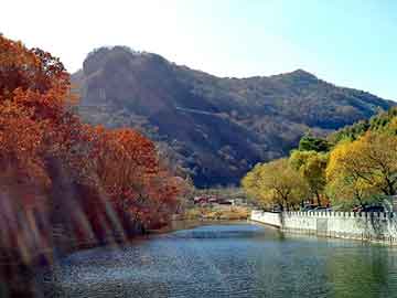 正版澳门天天开彩大全，别境山庄